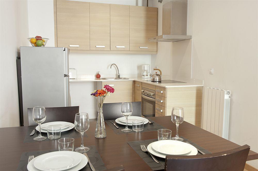 Apartment Mh Liceo Barcelona